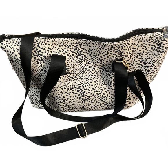 Anthropology Mali + Lili Travel Purse Bag Weekender Leopard - Picture 4 of 9